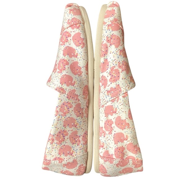 Toms Classic Size 7.5 Shoes Pink Canvas Elephant Sprinkles Puff Print Flat - Picture 5 of 9